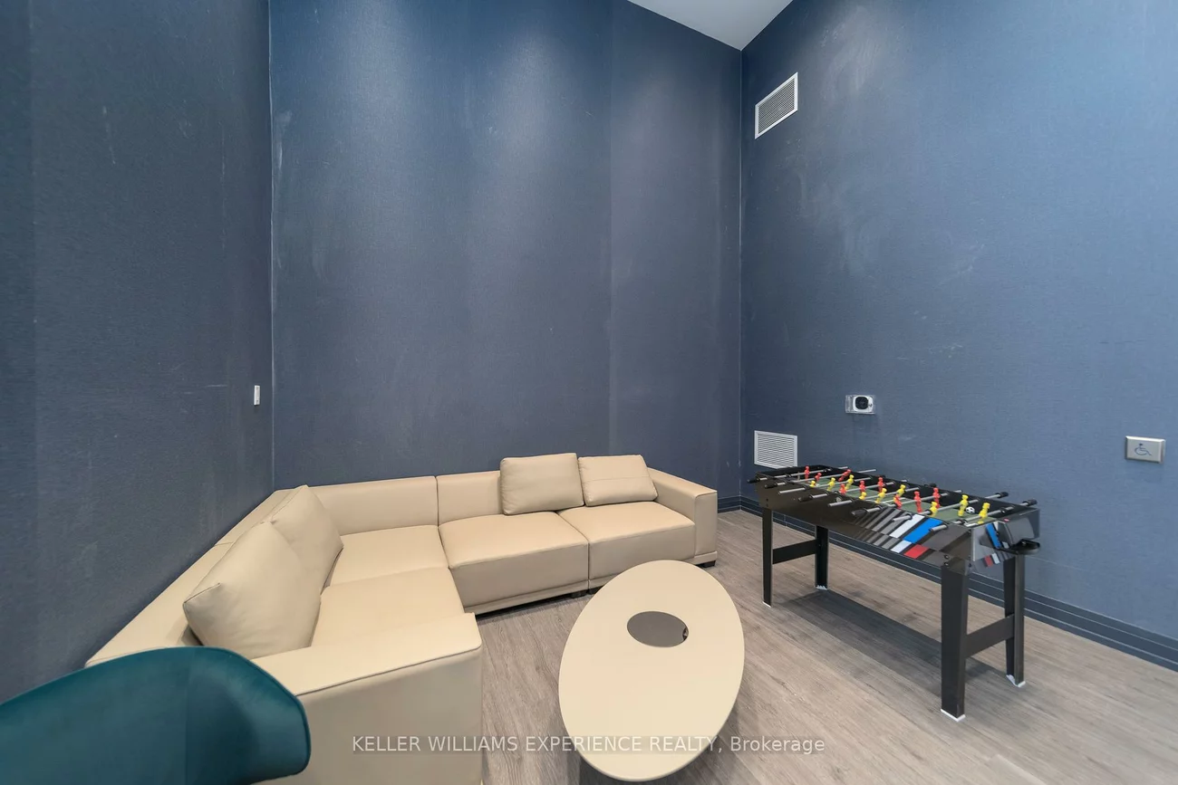 56, Lakeside, Little Lake, Barrie