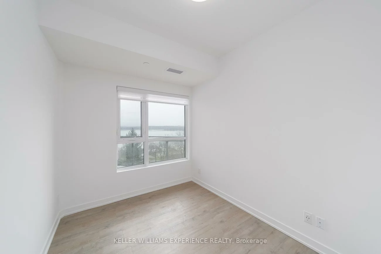 56, Lakeside, Little Lake, Barrie