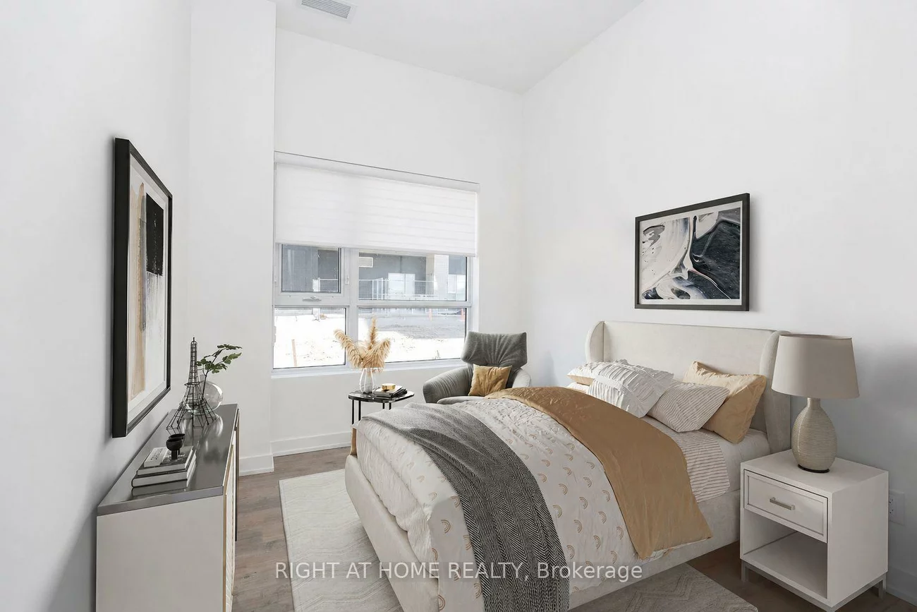 56, Lakeside, Little Lake, Barrie