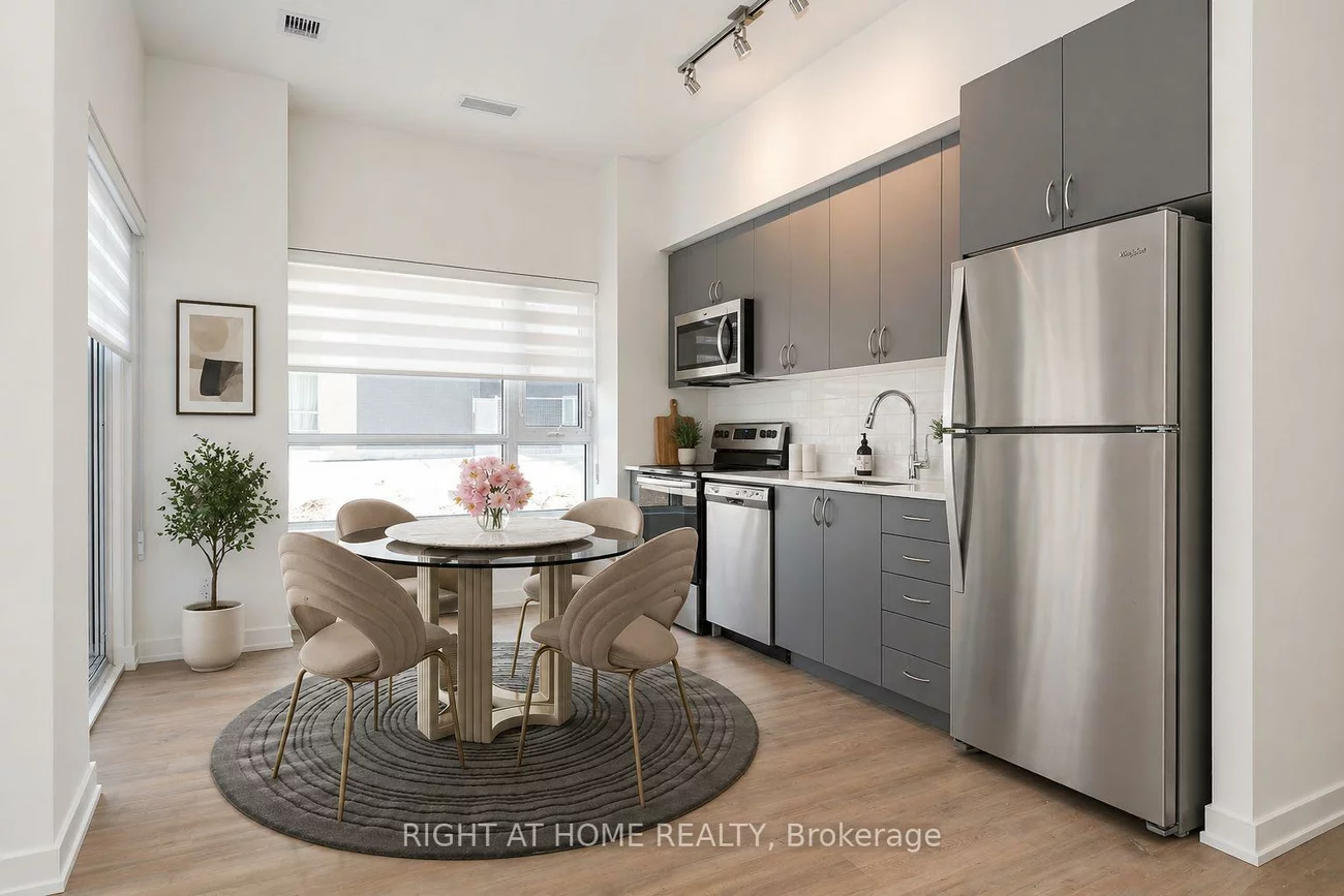56, Lakeside, Little Lake, Barrie