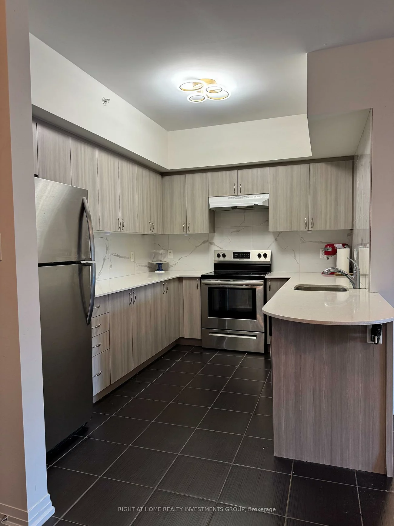 306, Essa, 400 West, Barrie