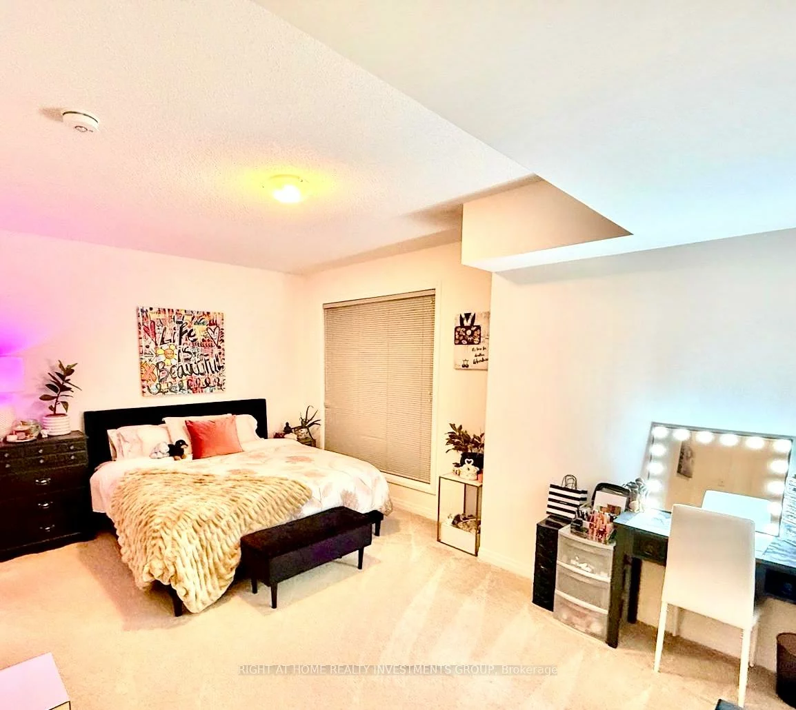 306, Essa, 400 West, Barrie