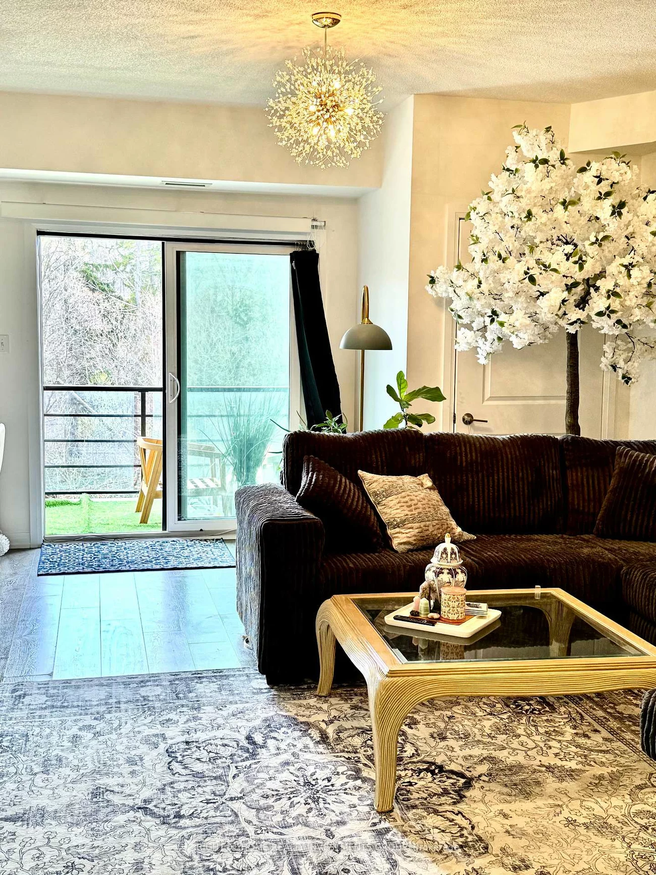 306, Essa, 400 West, Barrie