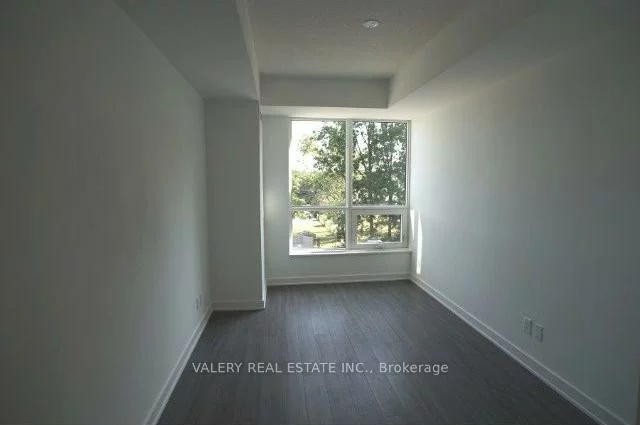 681, Yonge, Painswick South, Barrie