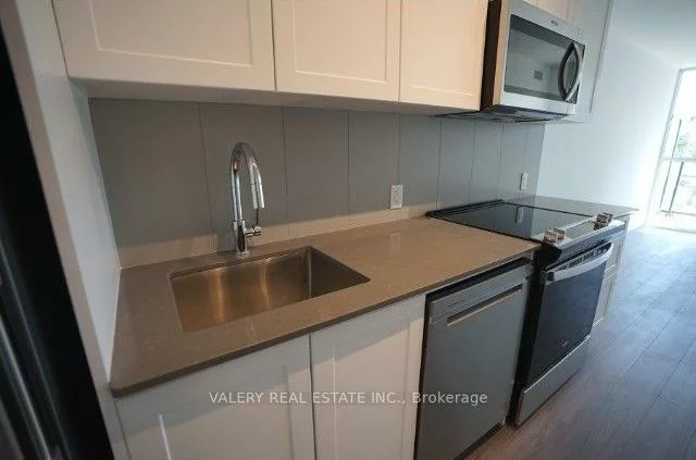 681, Yonge, Painswick South, Barrie