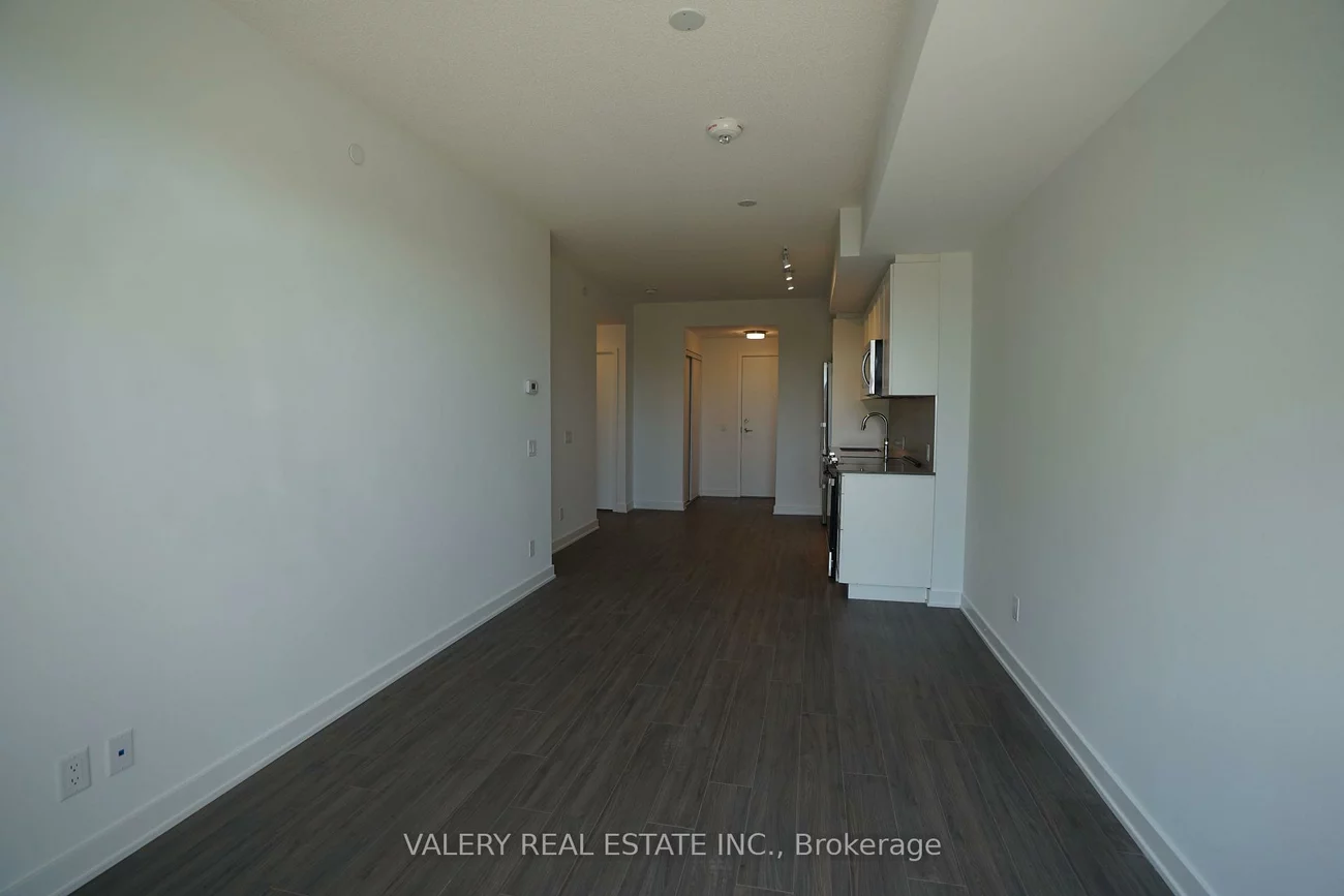 681, Yonge, Painswick South, Barrie