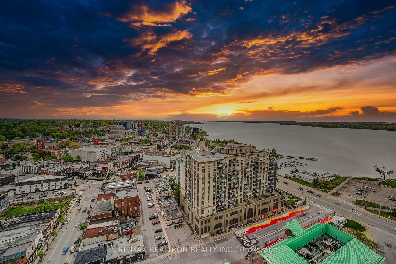 39, Mary, City Centre, Barrie