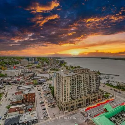 39, Mary, City Centre, Barrie