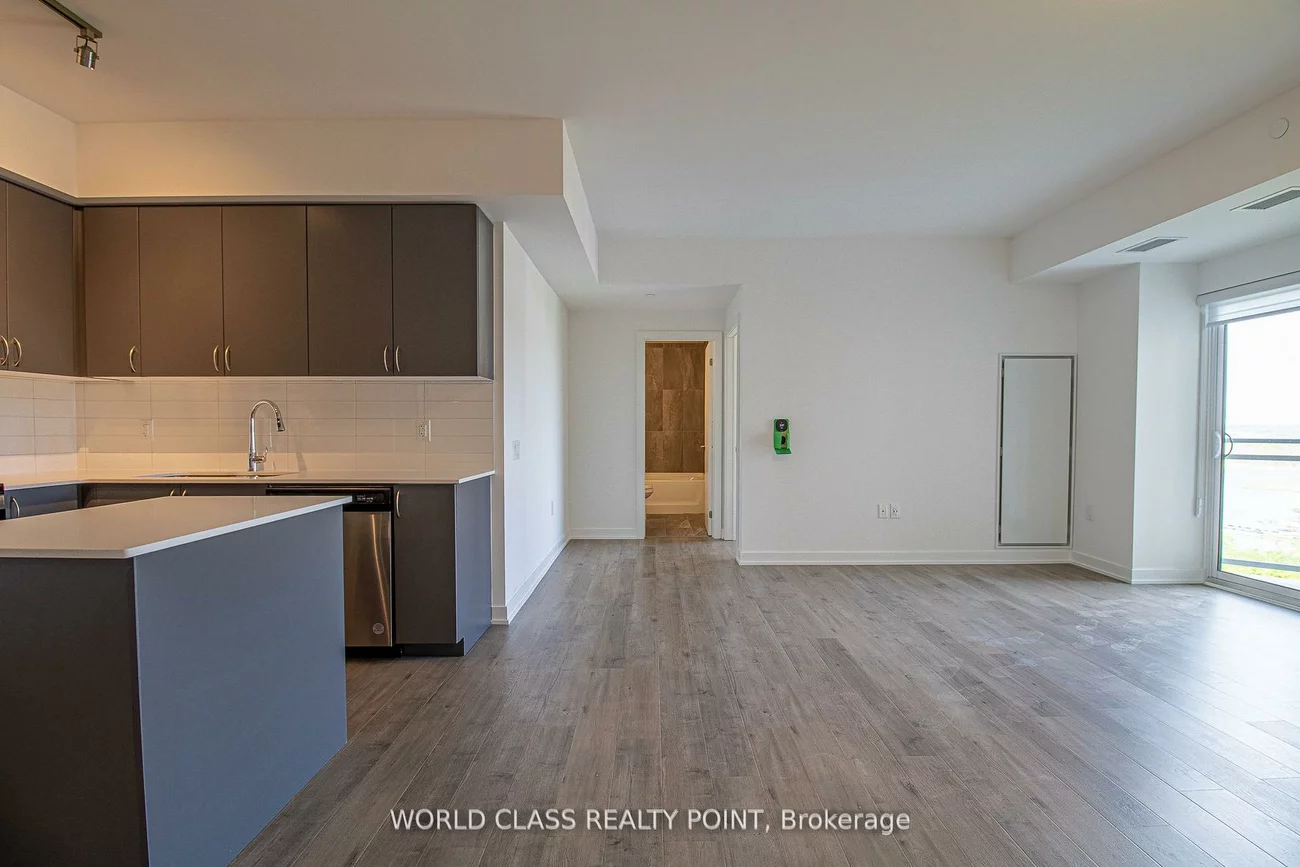 56, Lakeside, Little Lake, Barrie