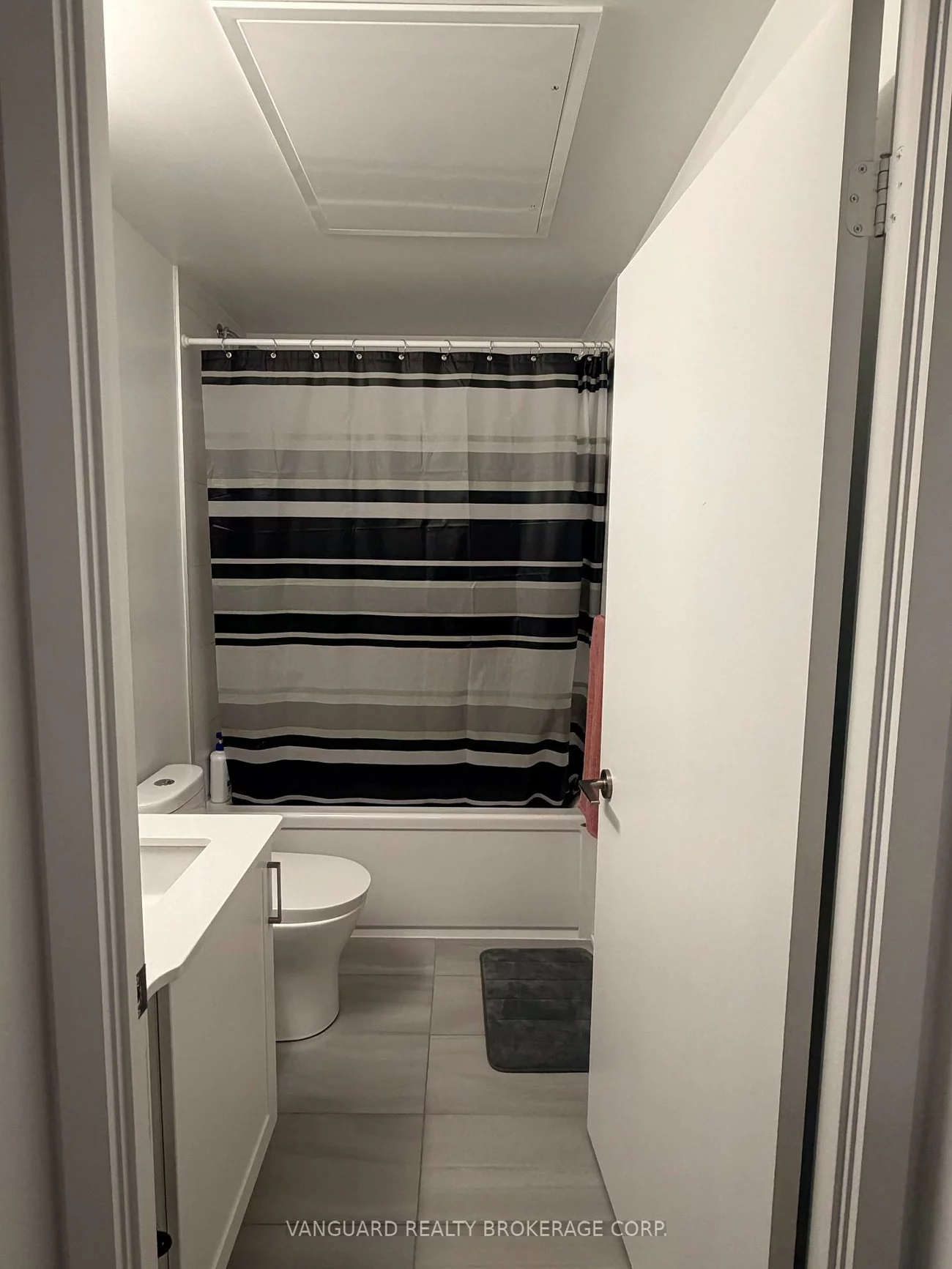 681, Yonge, Painswick South, Barrie