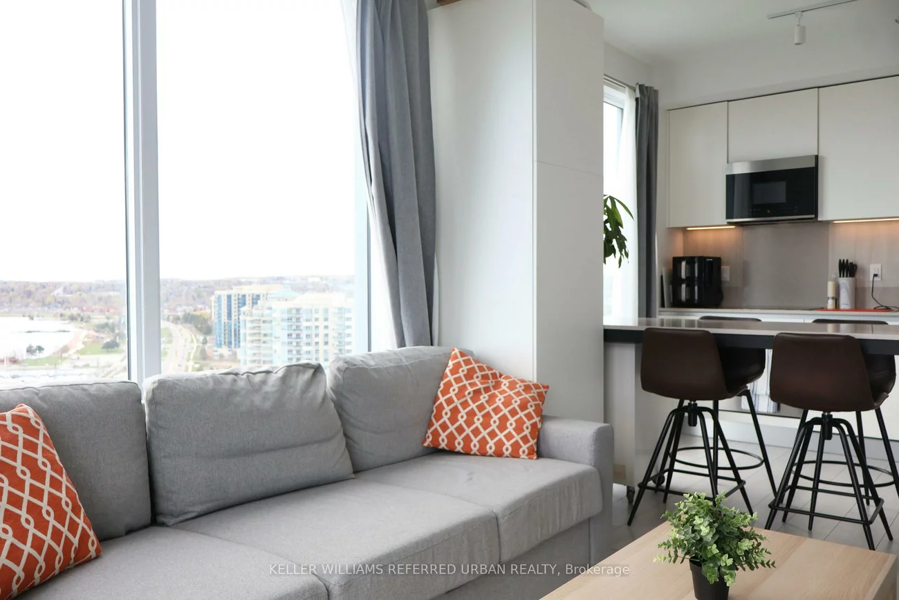 39, Mary, City Centre, Barrie