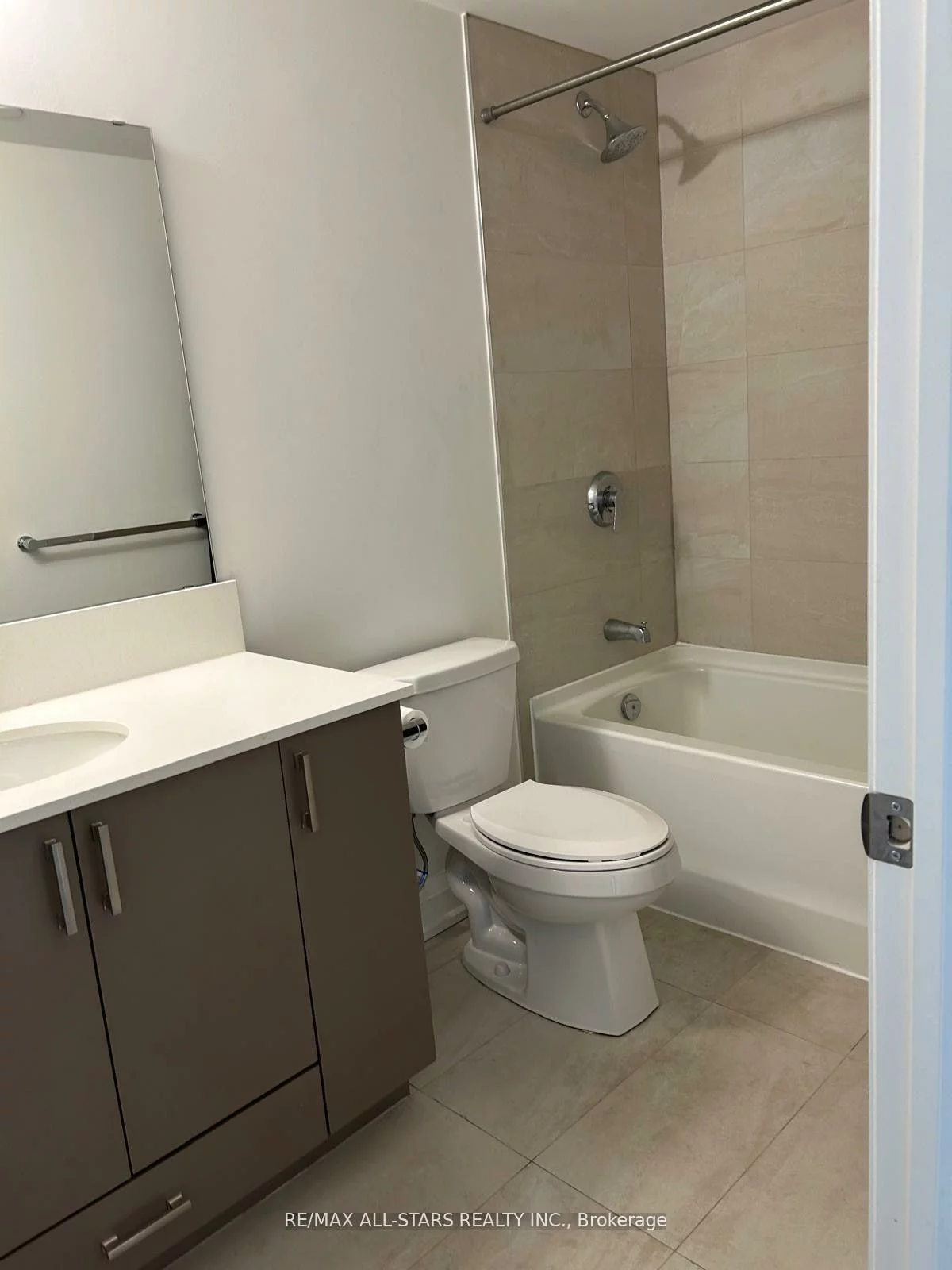 58, Lakeside, Little Lake, Barrie