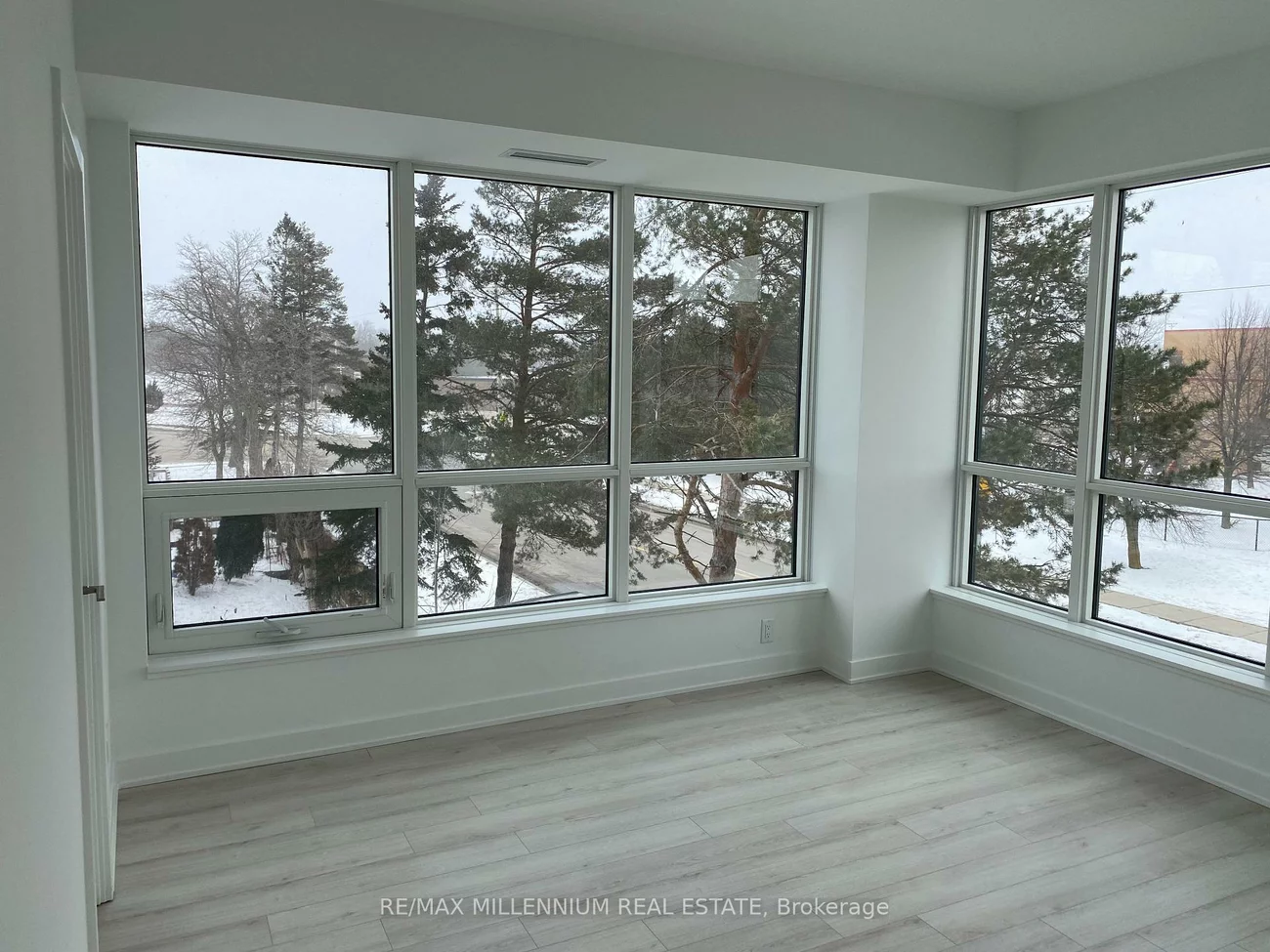 681, Yonge, Painswick South, Barrie