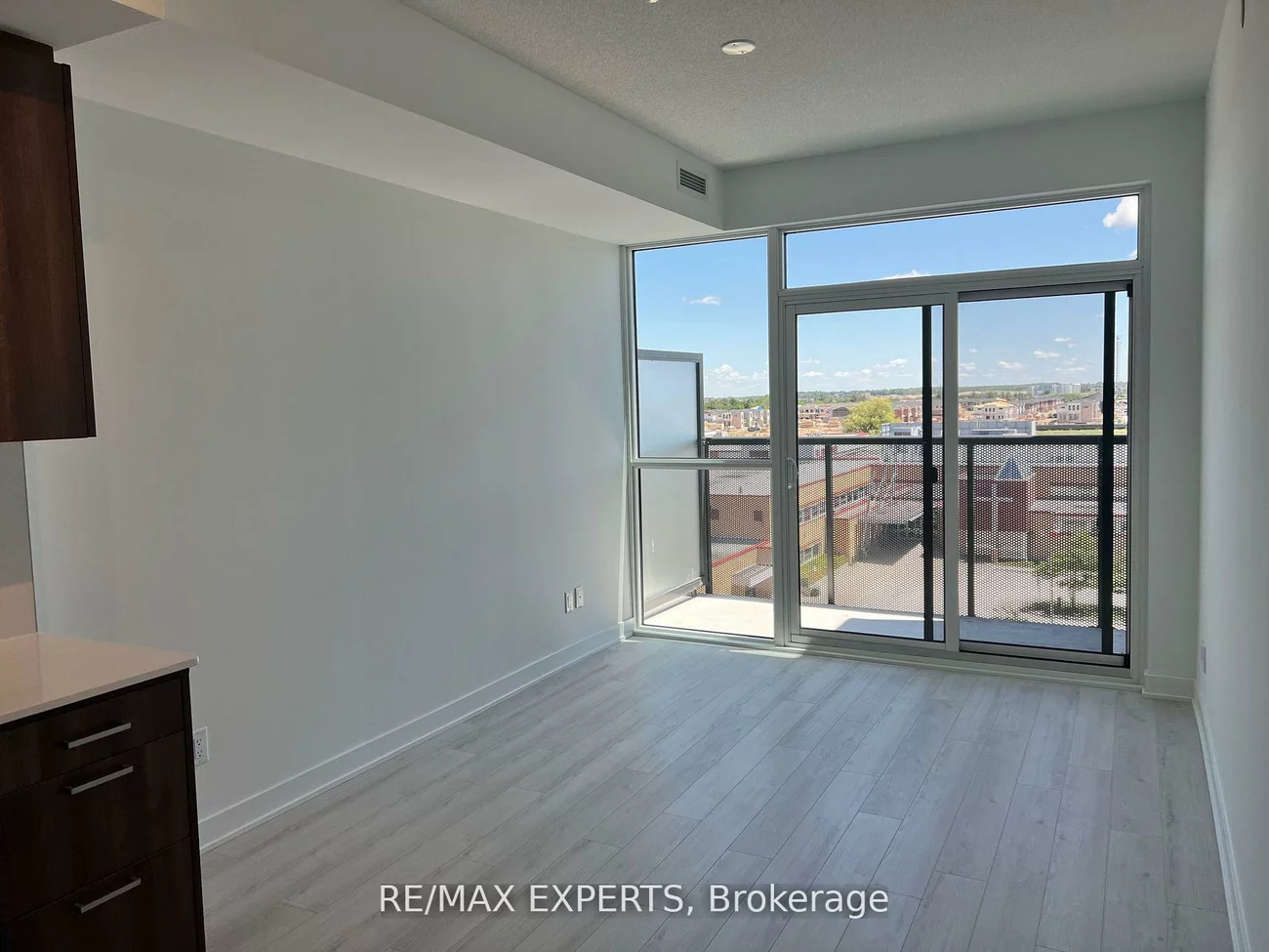 681, Yonge, Painswick South, Barrie