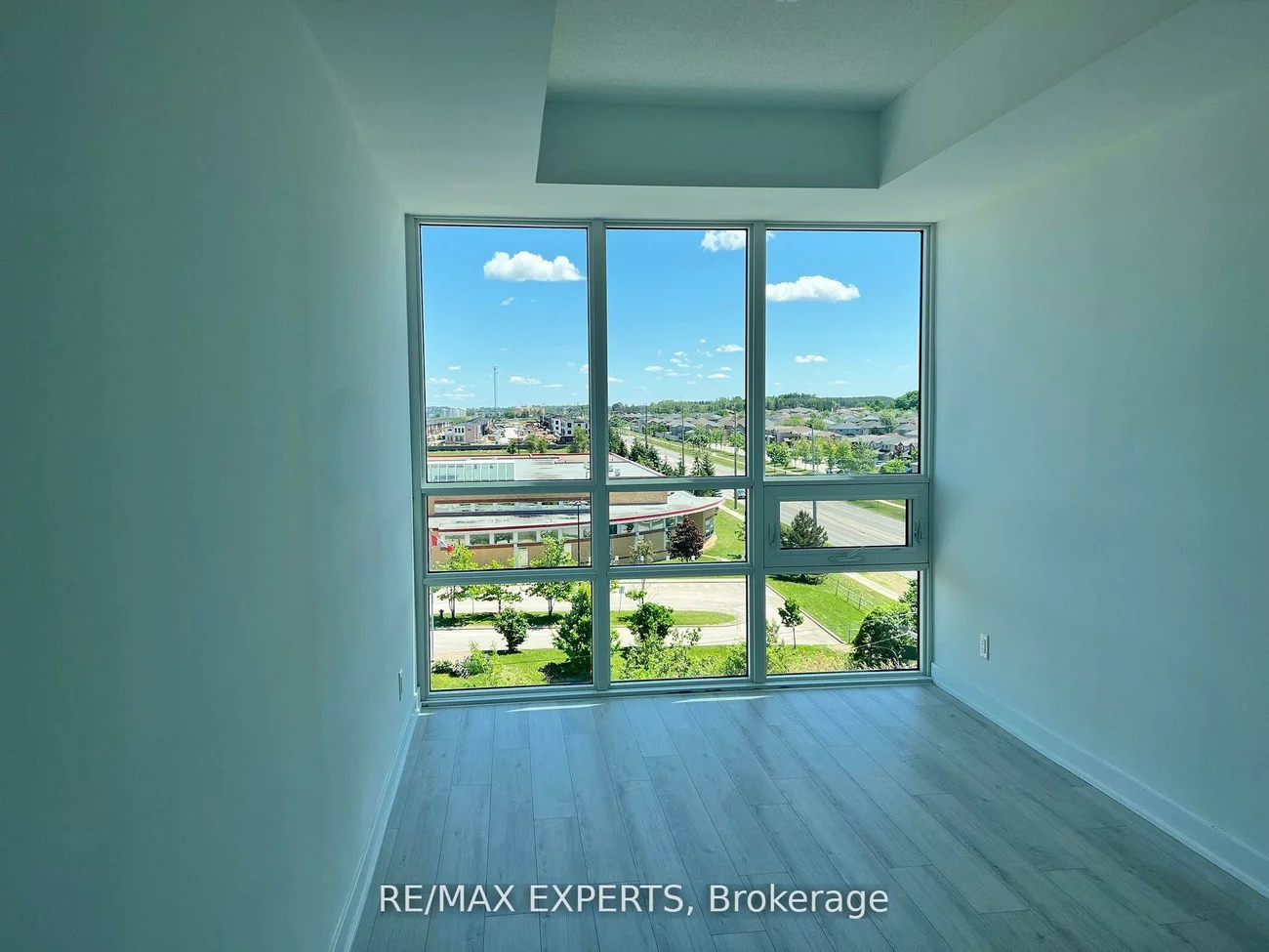 681, Yonge, Painswick South, Barrie