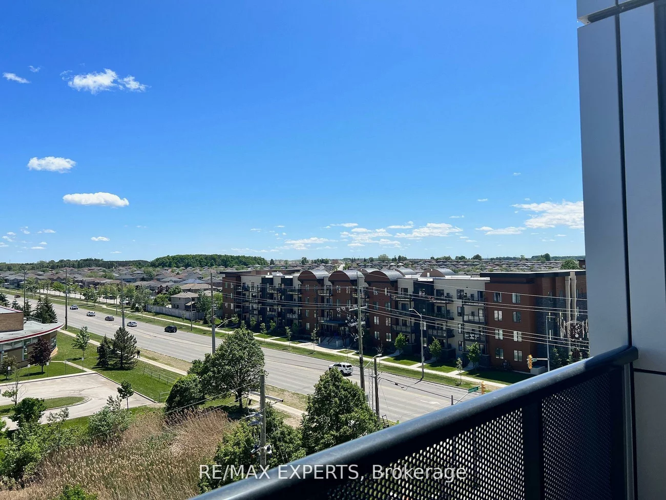 681, Yonge, Painswick South, Barrie