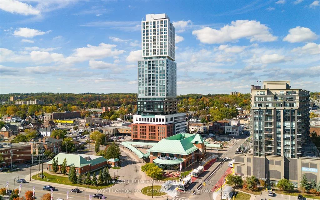 39, Mary, City Centre, Barrie