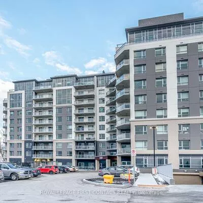 58, LAKESIDE, Little Lake, Barrie