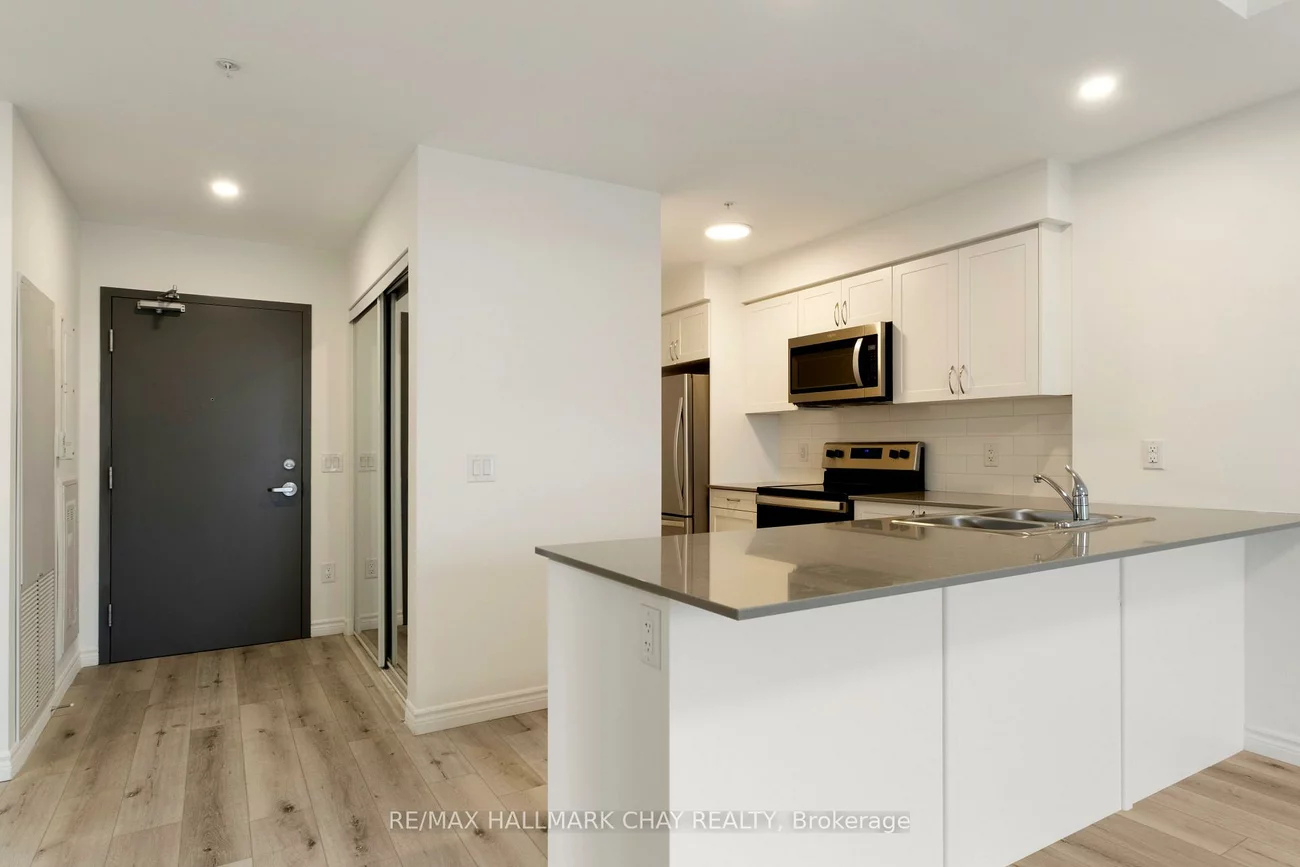 30, Hanmer, West Bayfield, Barrie