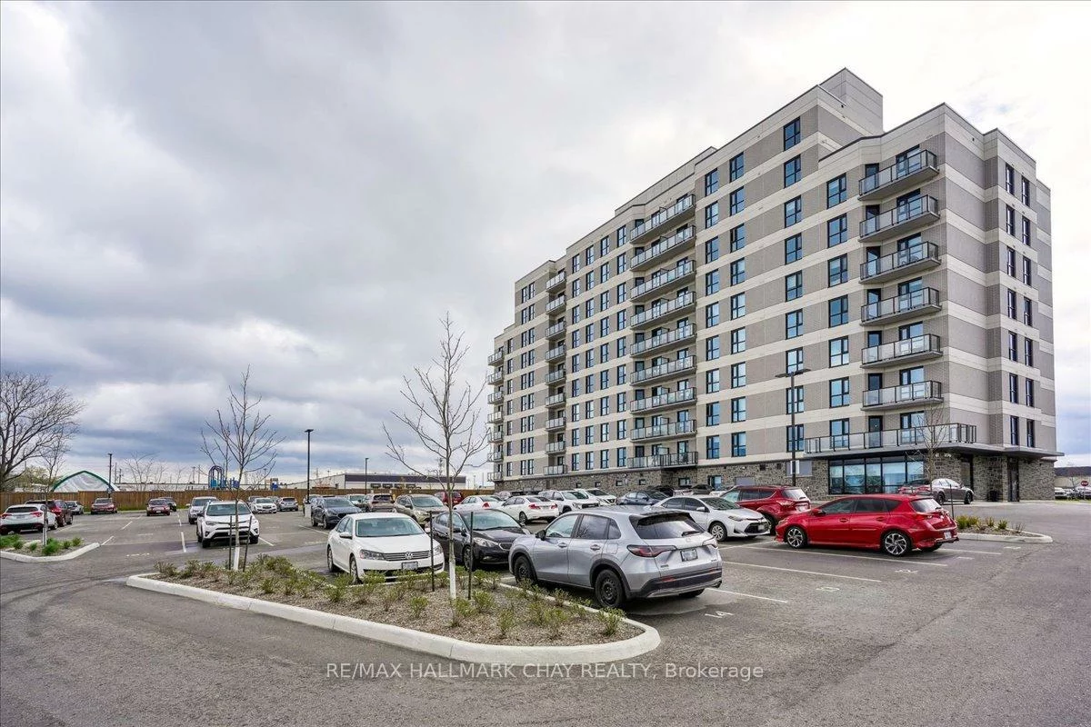 30, Hanmer, West Bayfield, Barrie