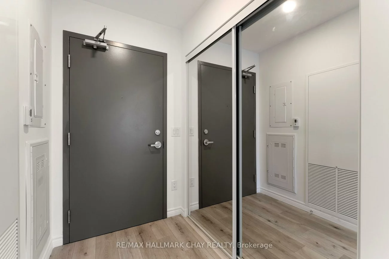 30, Hanmer, West Bayfield, Barrie