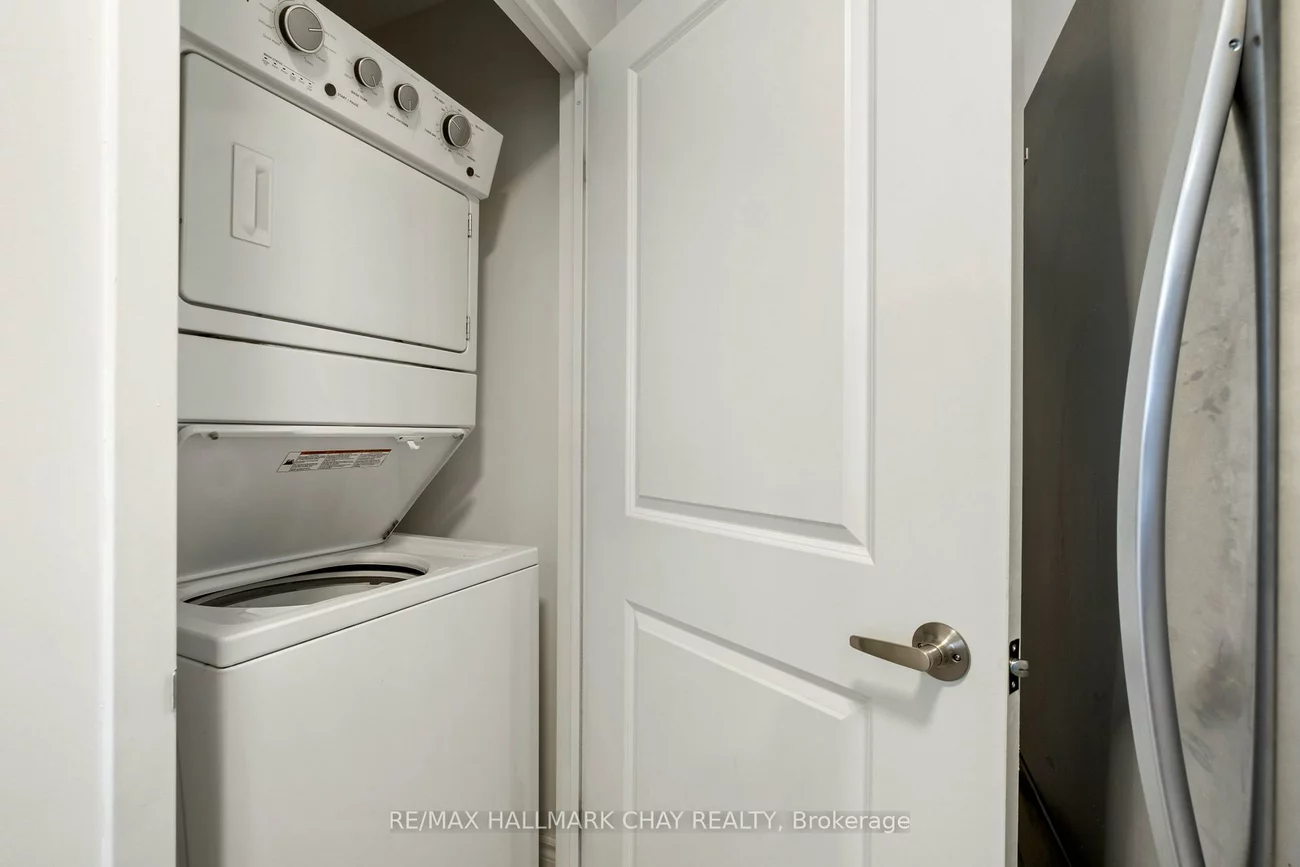 30, Hanmer, West Bayfield, Barrie