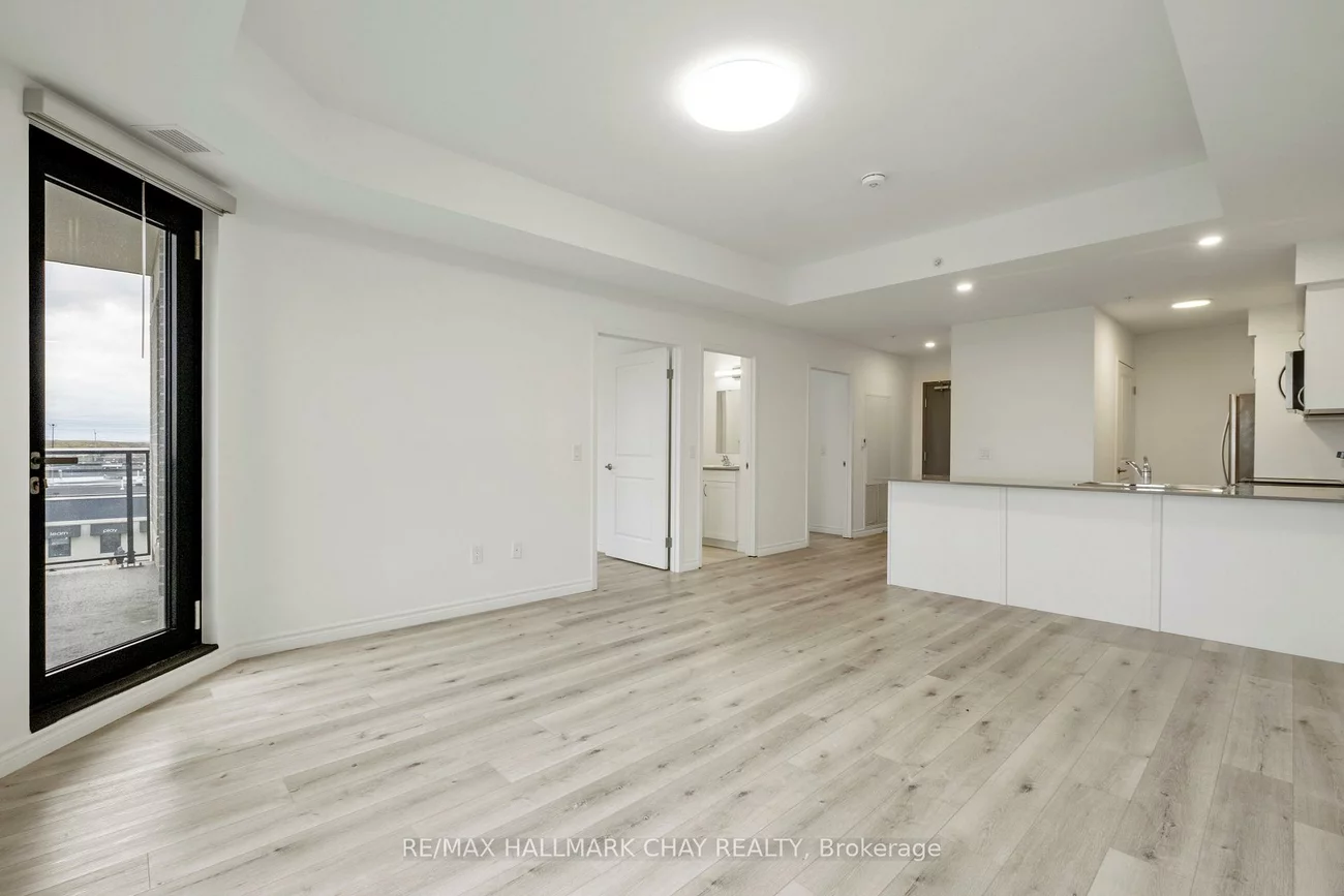 30, Hanmer, West Bayfield, Barrie