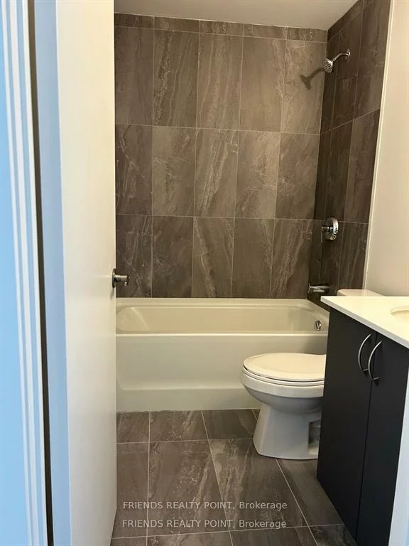 56, Lakeside, Little Lake, Barrie