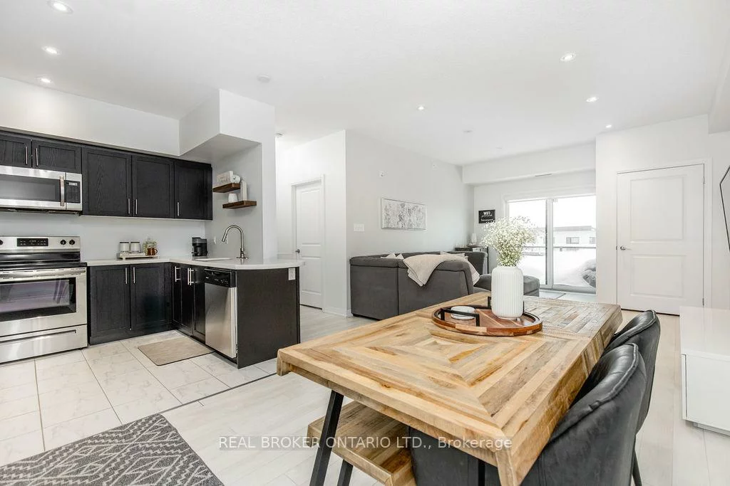 304, ESSA, 400 West, Barrie