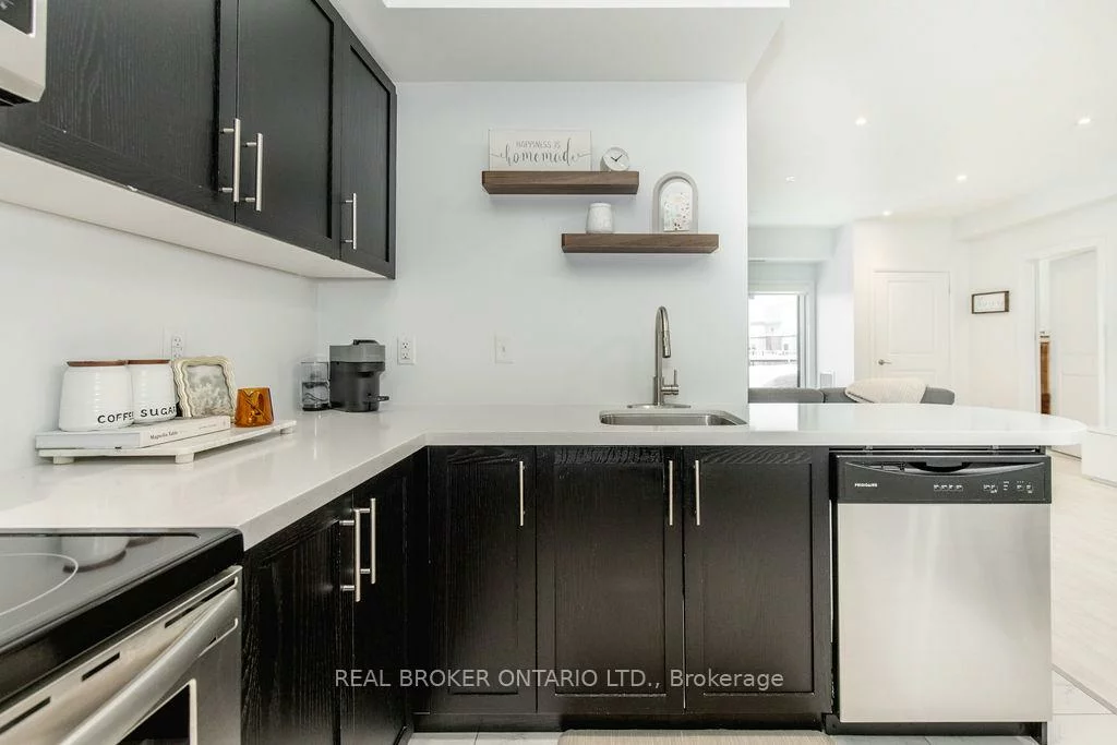 304, ESSA, 400 West, Barrie