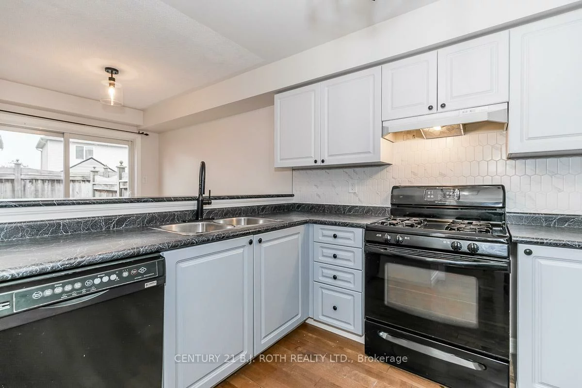 430, Mapleview, Painswick South, Barrie