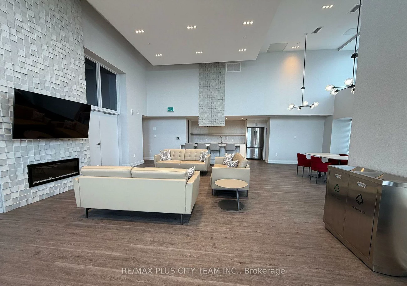 56, Lakeside, Little Lake, Barrie