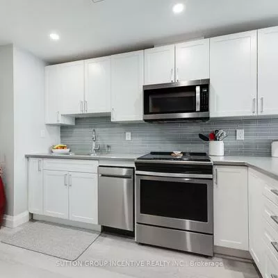 181, Collier, North Shore, Barrie