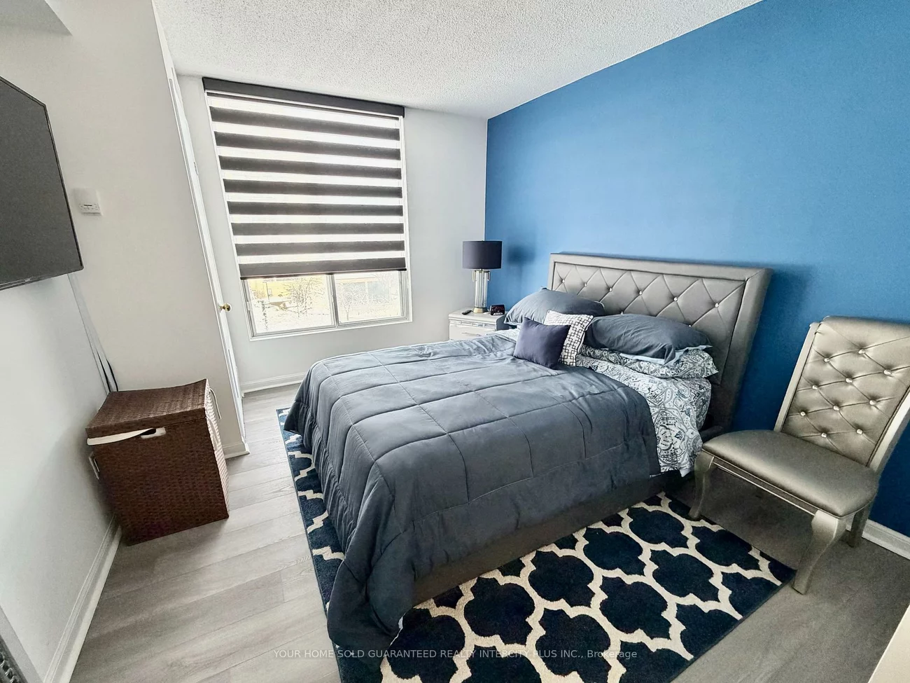 75, Ellen, City Centre, Barrie