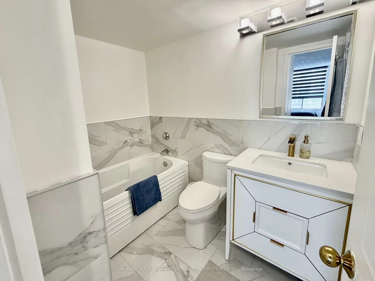 75, Ellen, City Centre, Barrie