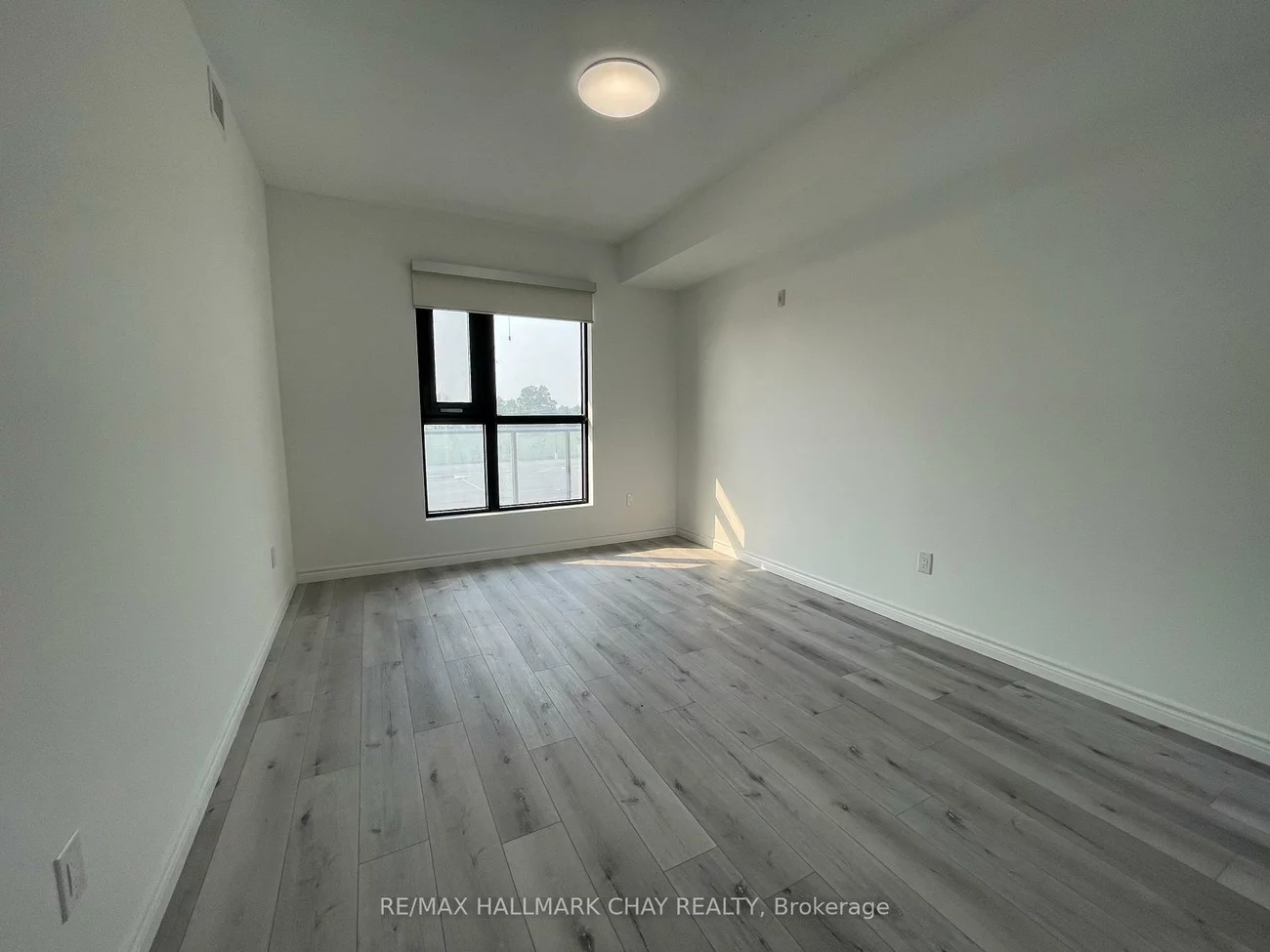 30, Hanmer, West Bayfield, Barrie