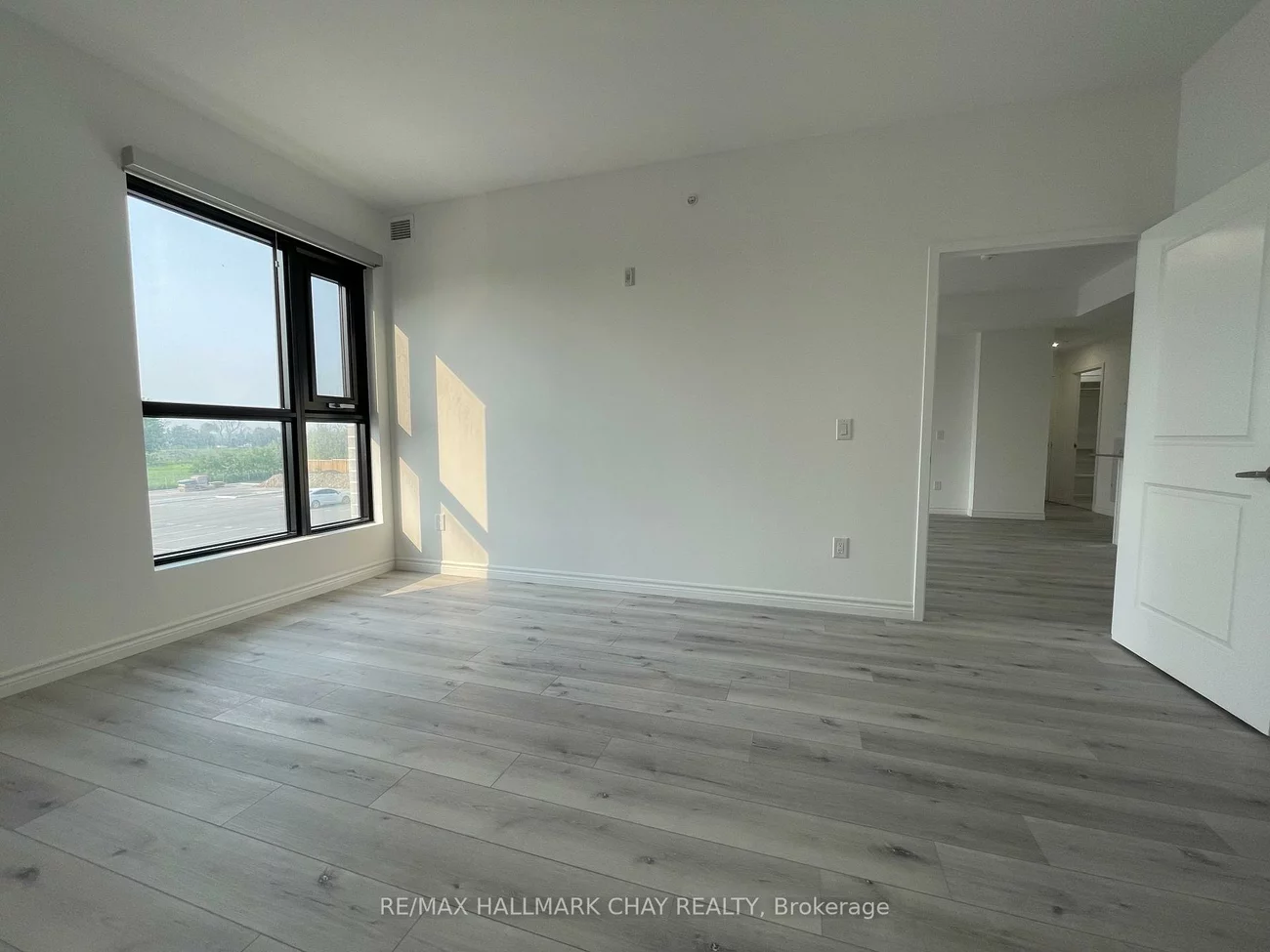 30, Hanmer, West Bayfield, Barrie