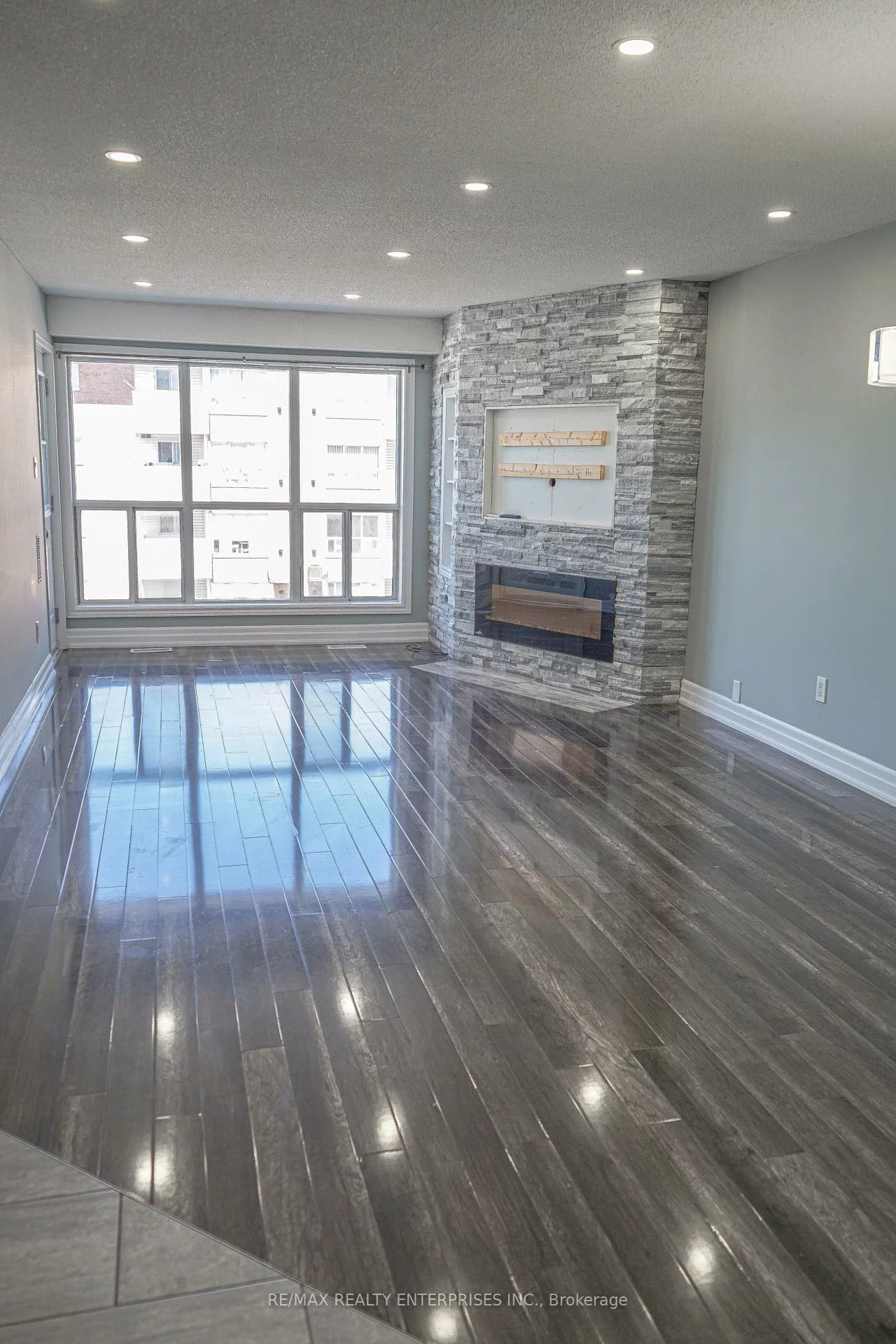 120, Bell Farm, Alliance, Barrie