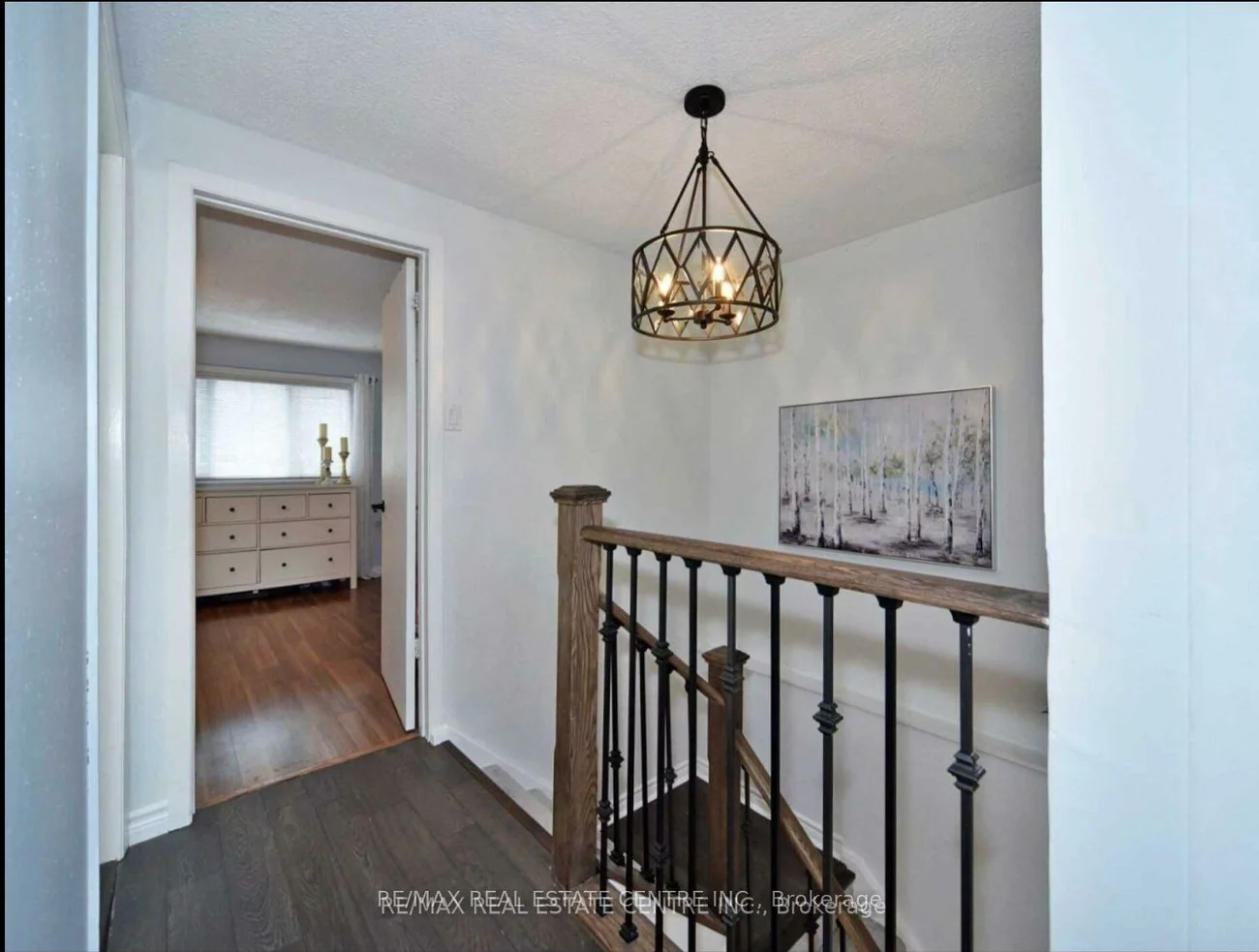 39, Mary St, City Centre, Barrie