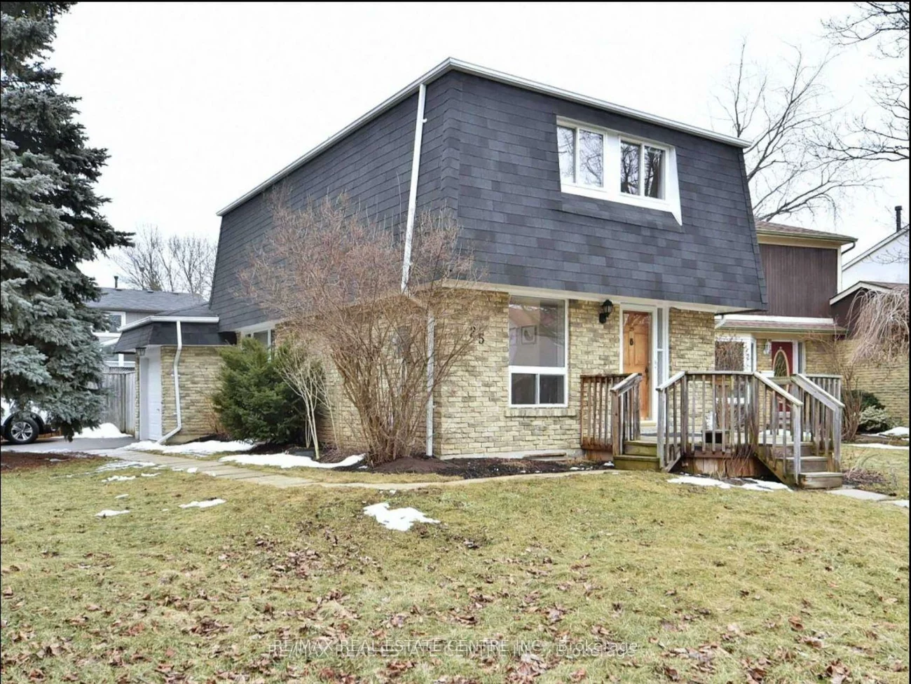 39, Mary St, City Centre, Barrie
