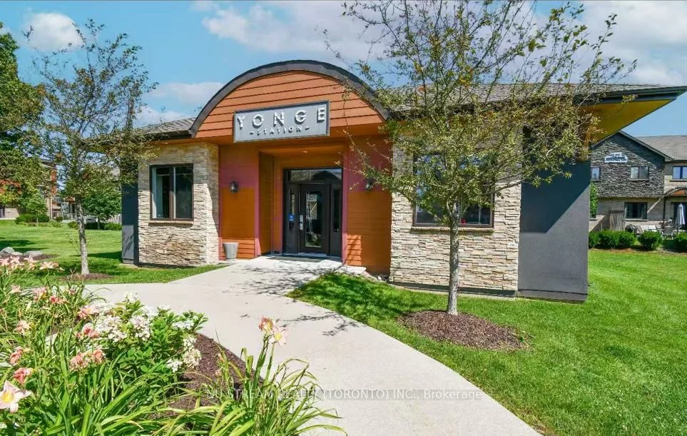 43, Madelaine, Painswick South, Barrie