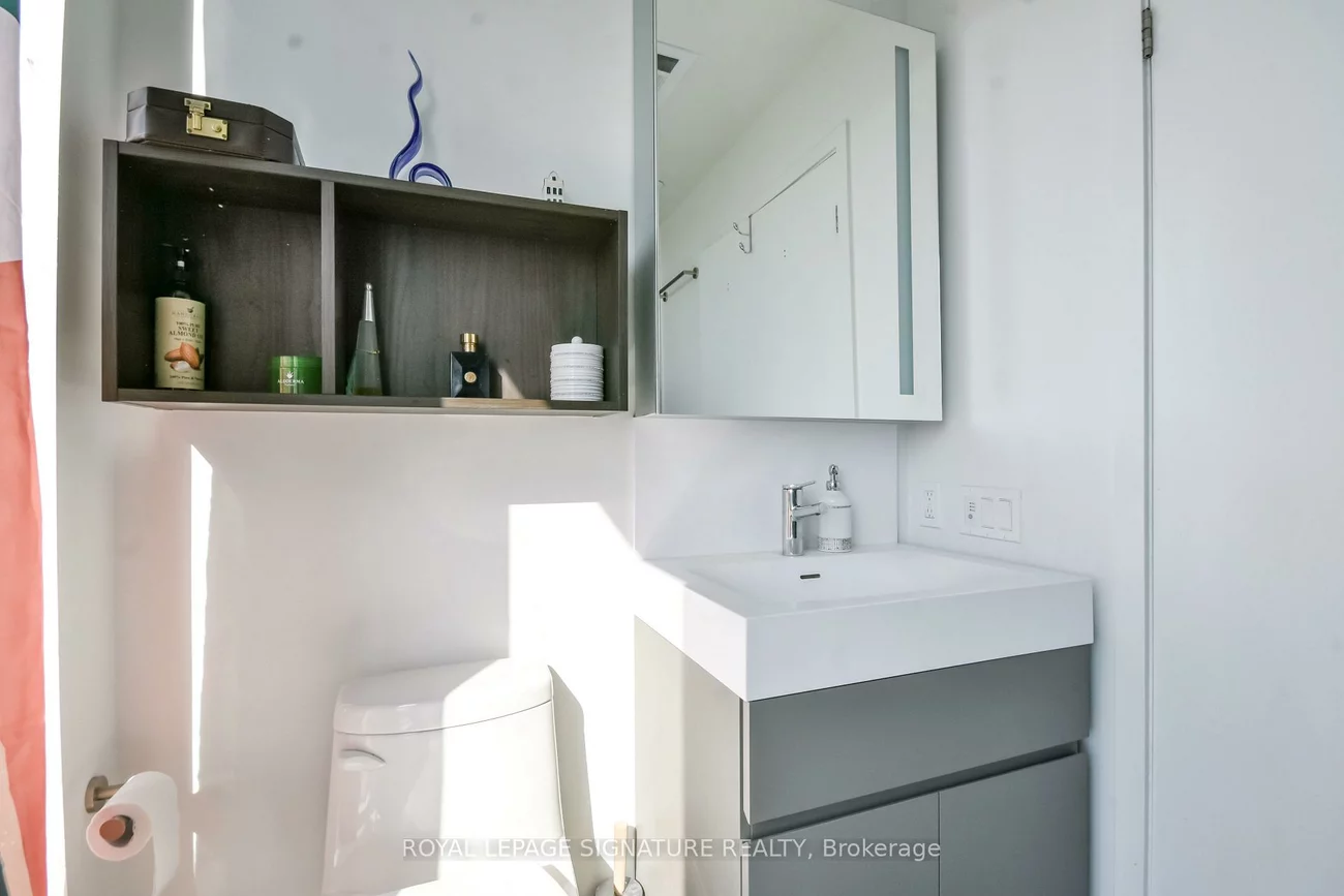 39, Mary, City Centre, Barrie