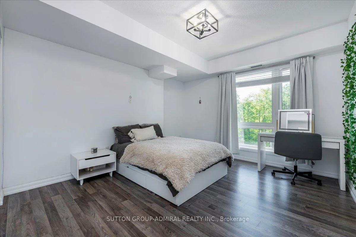 302, Essa, 400 West, Barrie