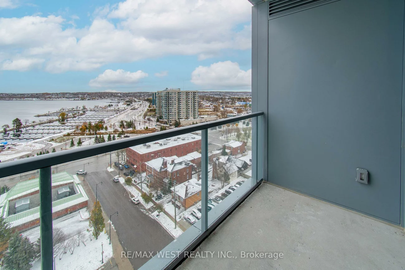 39, Mary, City Centre, Barrie