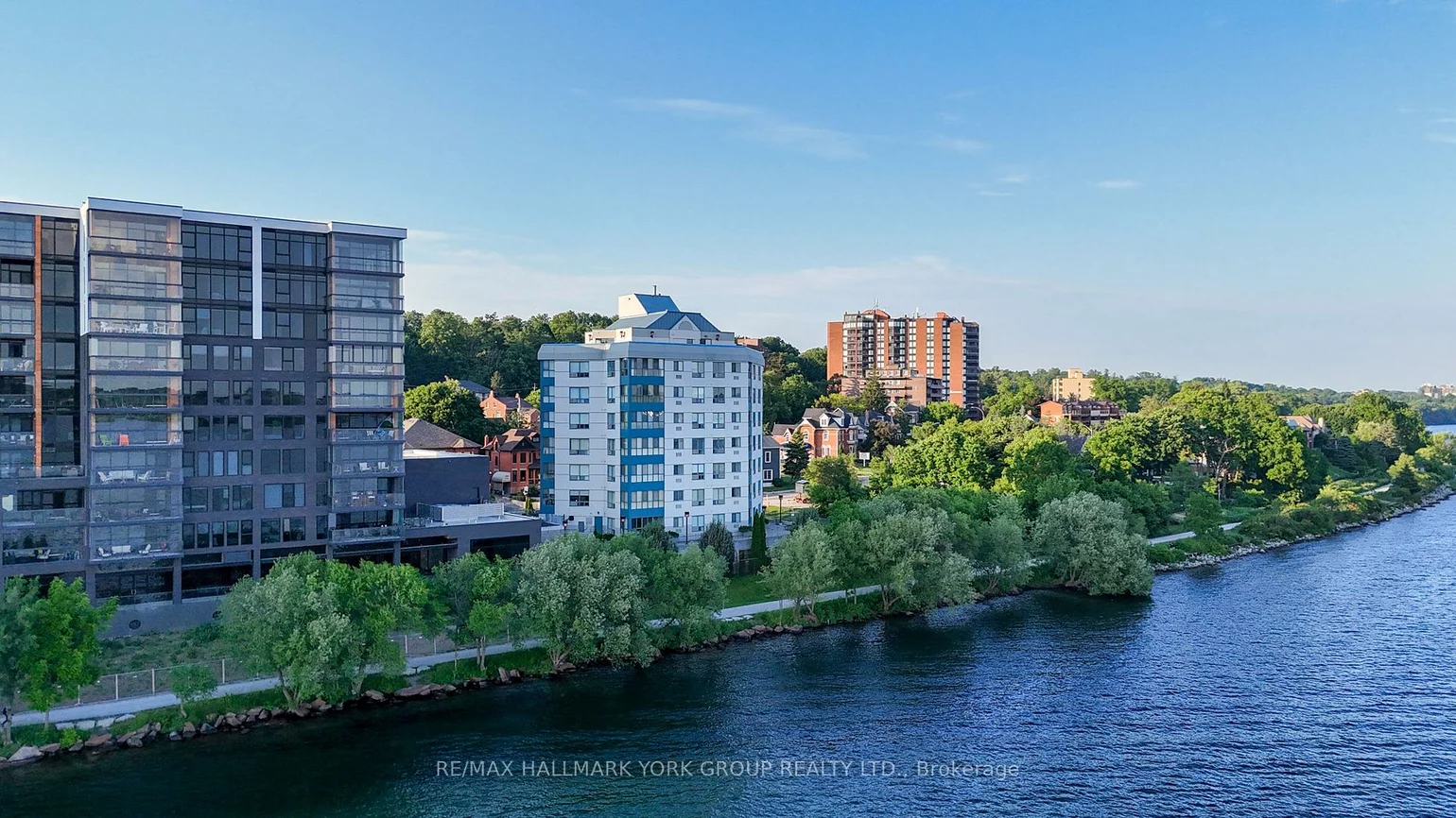 215, Dunlop, Lakeshore, Barrie