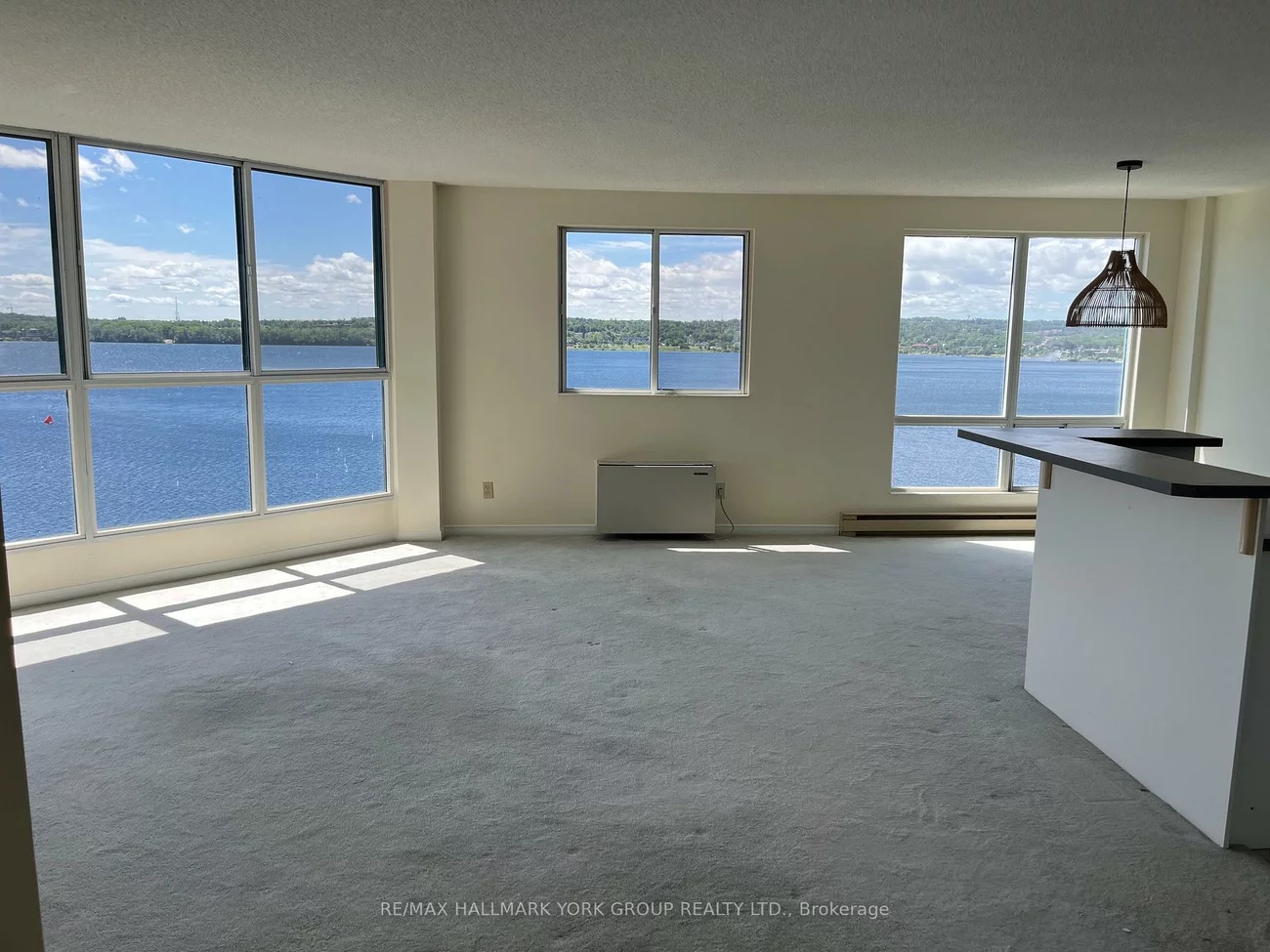 215, Dunlop, Lakeshore, Barrie