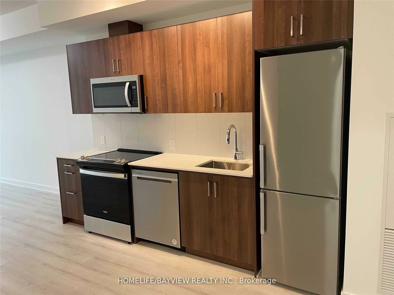 681, Yonge, Painswick South, Barrie