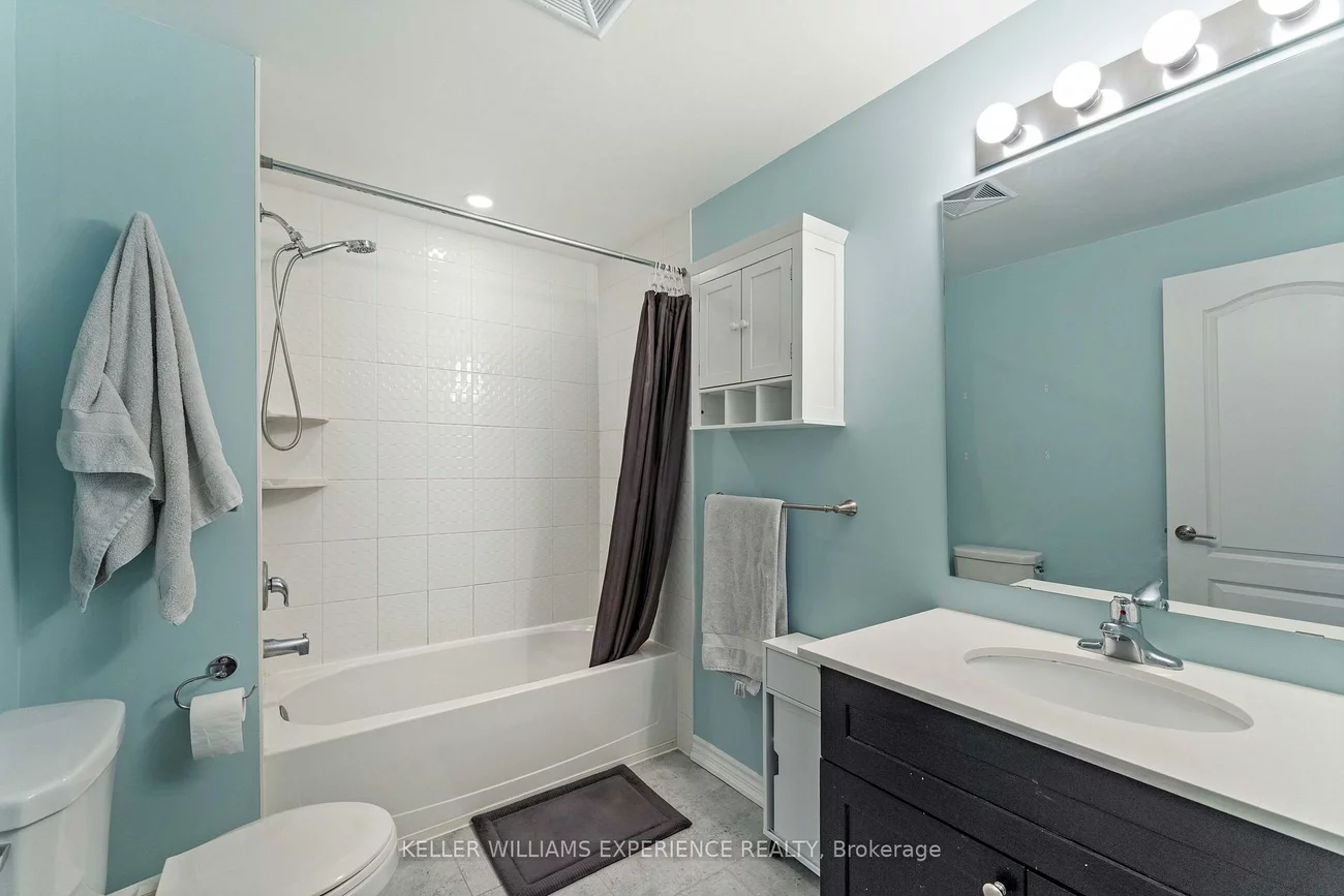 720, Yonge, Painswick South, Barrie