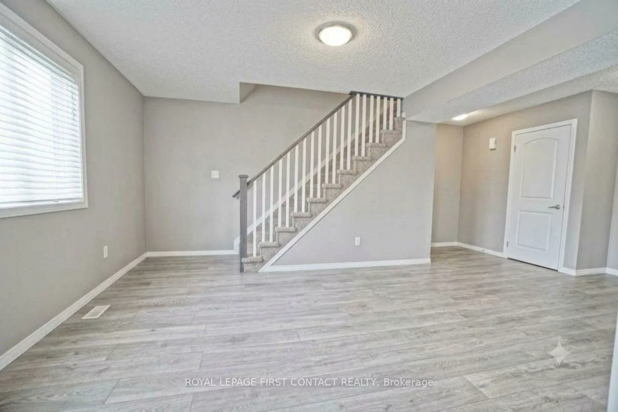 17, Cheltenham, Georgian Drive, Barrie