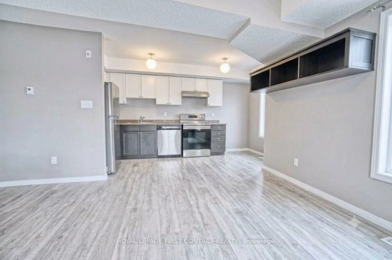17, Cheltenham, Georgian Drive, Barrie